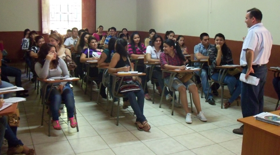 Recibiendo con entuciasmo otra jornada.